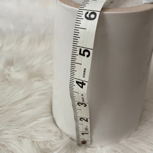 Tall 5" glossy white ceramic planter pot - Picture 9 of 10